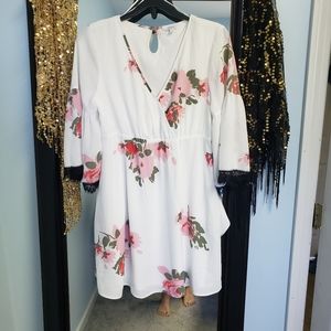 😍Dress w/ POCKETS